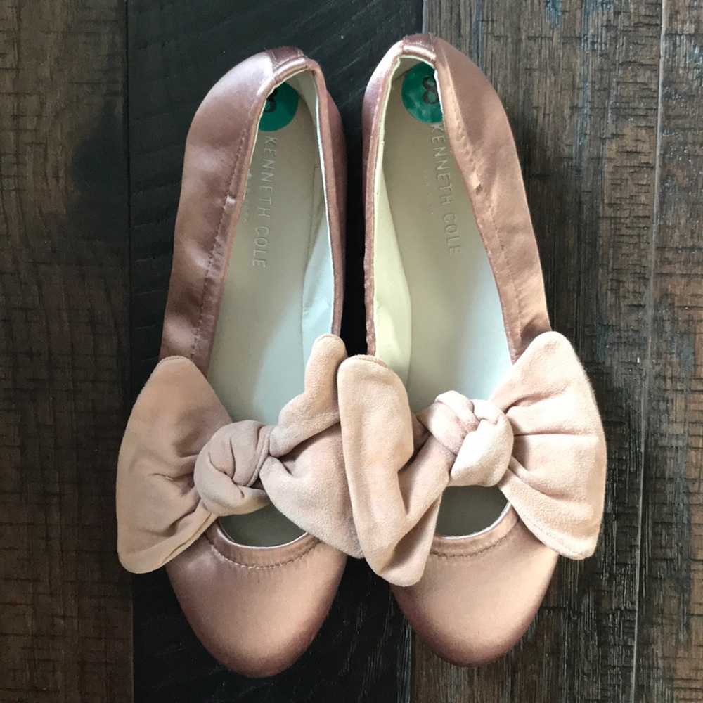 Blush ballet flats with velvet bow, never worn